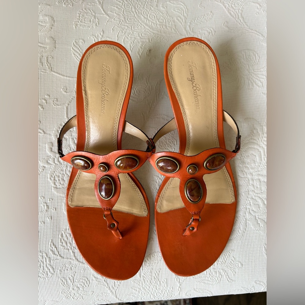 Tommy Bahama, Lady of the Nile Slides. Like new condition with Box!